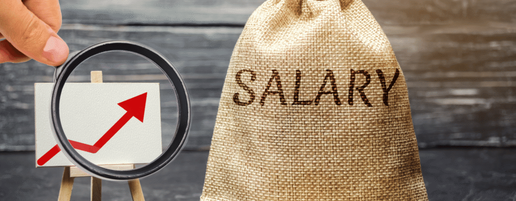 gaji sosial media specialist